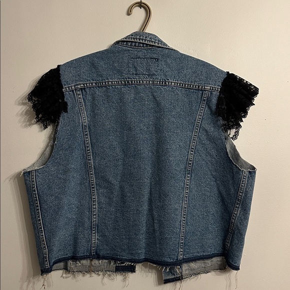 Redesigned vintage vest plus size - Picture 5 of 5